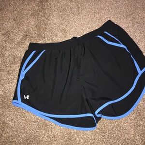 Under Armour running short